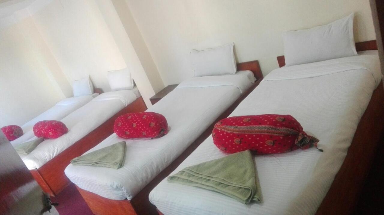 Hotel Sisters Home Kathmandu Exteriör bild
