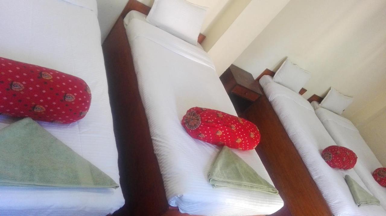 Hotel Sisters Home Kathmandu Exteriör bild